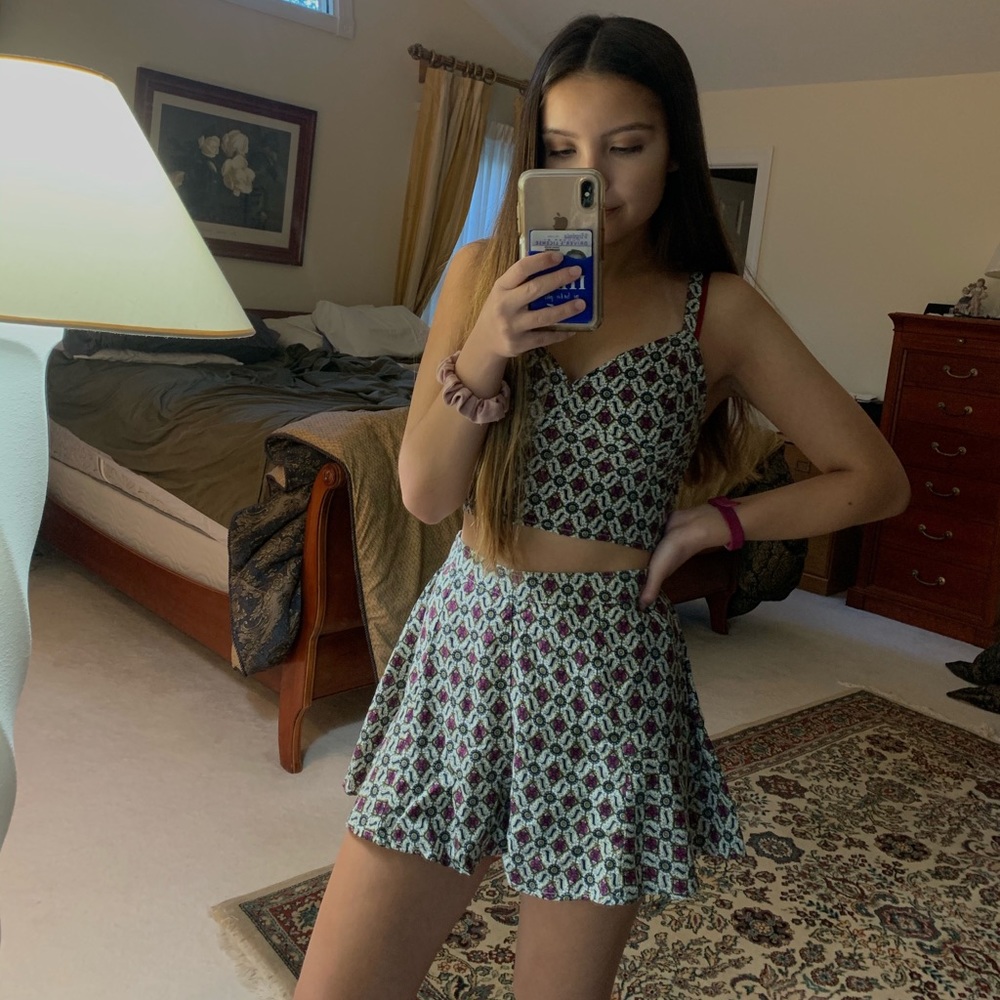Hollister Patterned Outfit Set